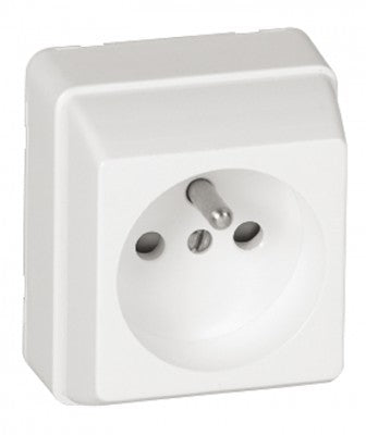 Base de enchufe francesa con protección infantil Efapel serie 3700 de superficie