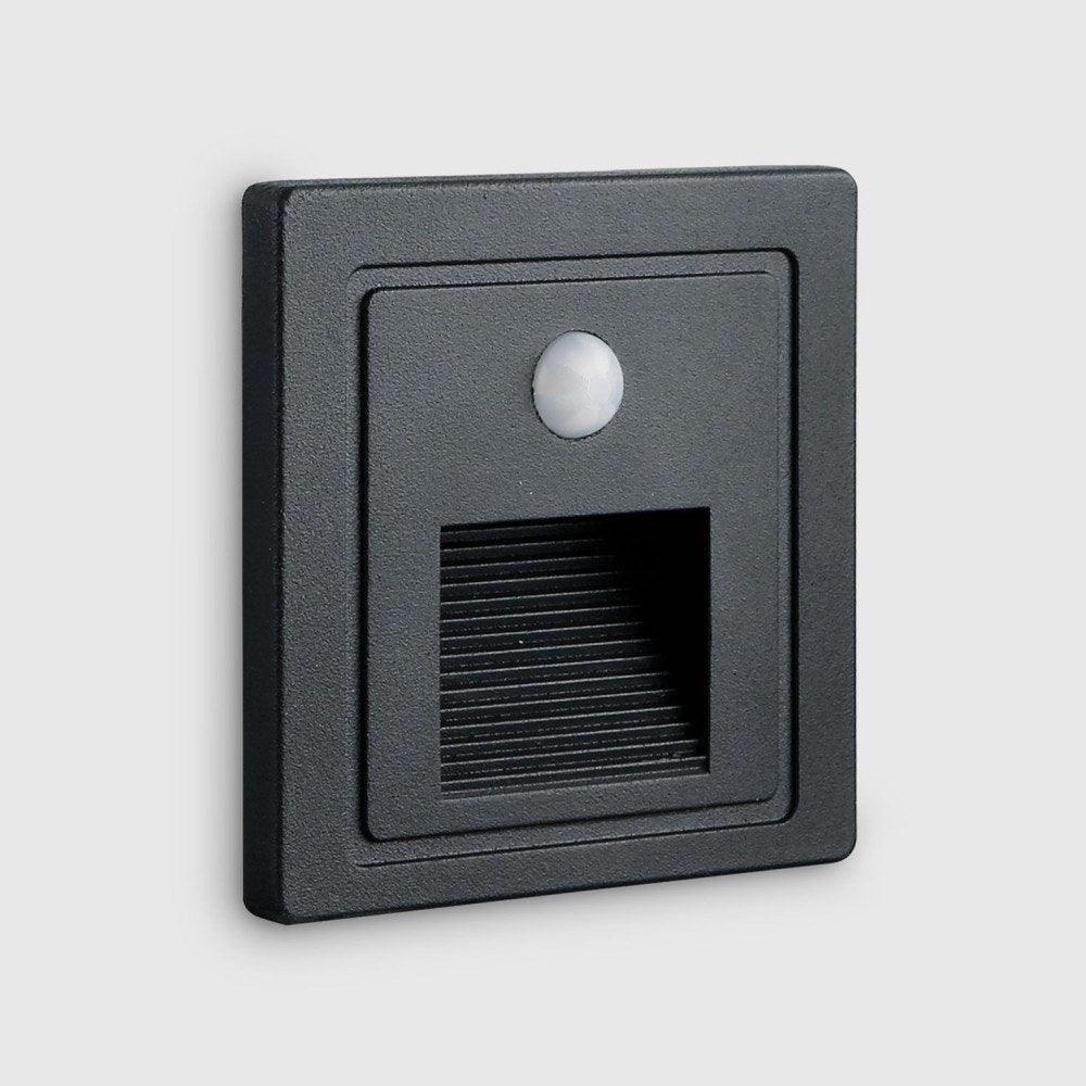Baliza LED de pared Advance de 2 W con sensor de movimiento