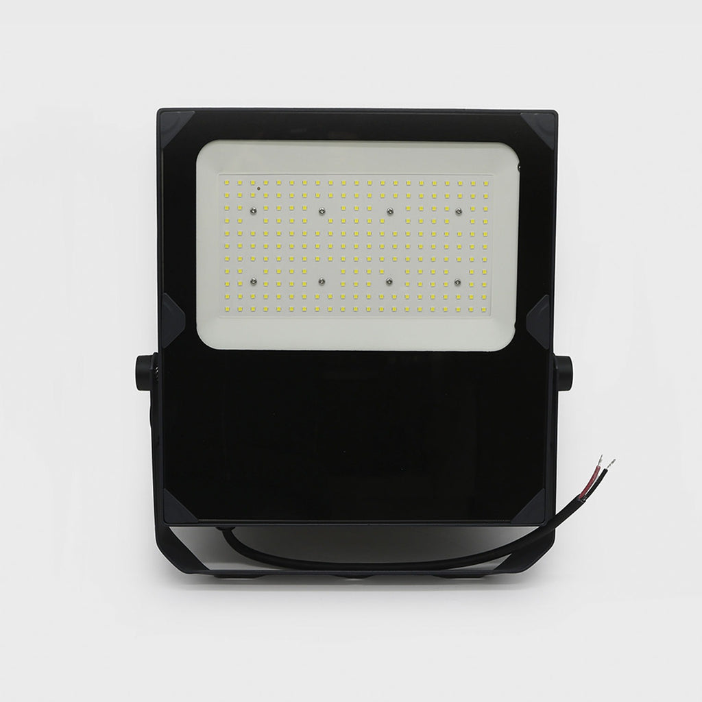 Proyector LED profesional Advance Shark de 100, 150 o 200 W