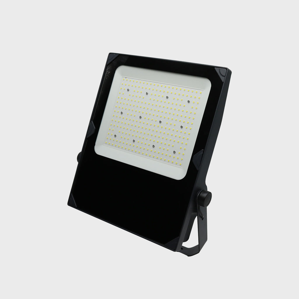 Proyector LED profesional Advance Shark de 100, 150 o 200 W