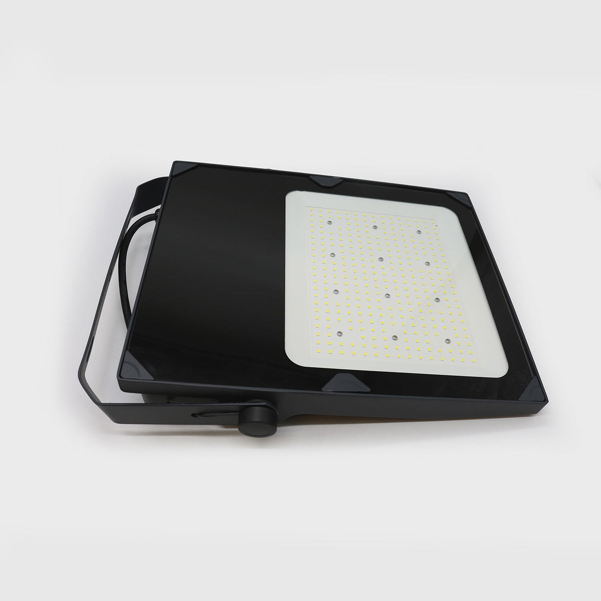 Proyector LED profesional Advance Shark de 100, 150 o 200 W