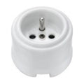 Base de corriente 2P+T 16A 250 V~ estándar francés con carátula de tecnopolímero Fontini Garby