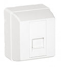 Toma de datos RJ45 Cat. 6 UTP Efapel serie 3700 de superficie